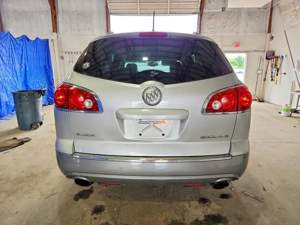 2011 BUICK ENCLAVE CX  