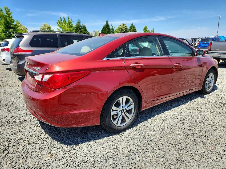2013 HYUNDAI SONATA GLS  