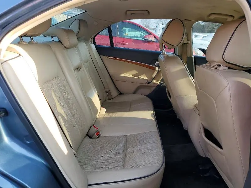 2011 LINCOLN MKZ   
