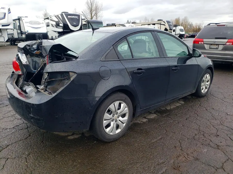 2013 CHEVROLET CRUZE LS  