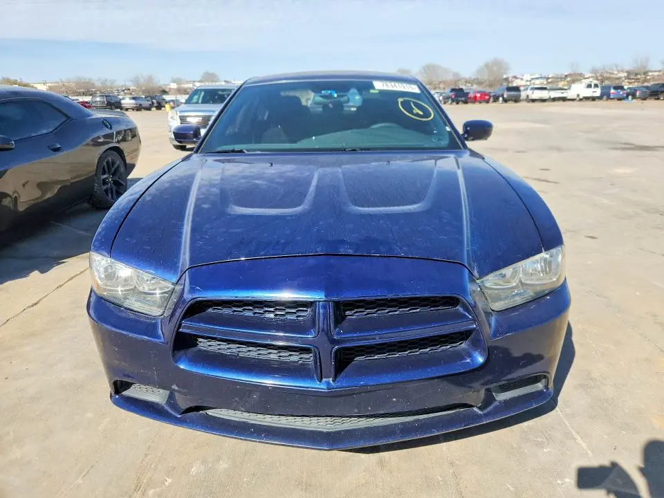 2014 DODGE CHARGER SE  