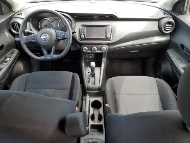 2023 NISSAN KICKS S  