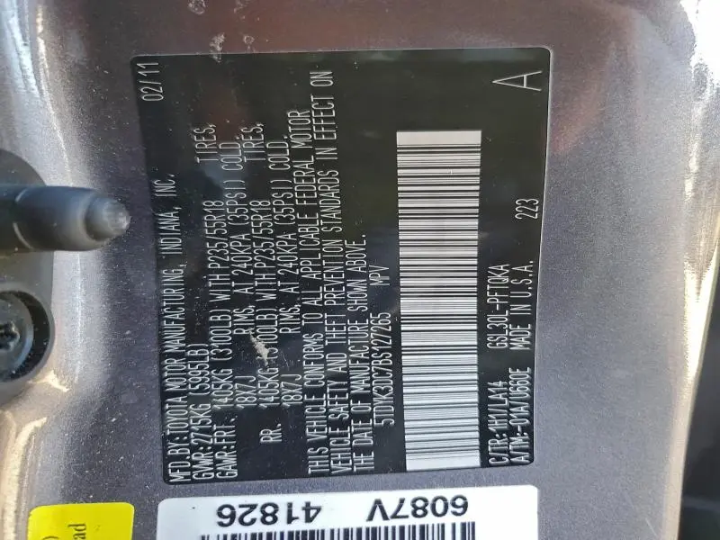 2011 TOYOTA SIENNA XLE  