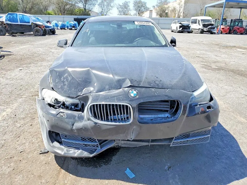 2011 BMW 528 I  