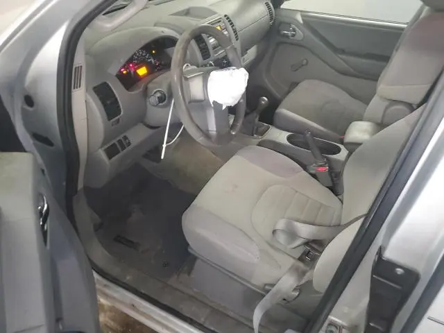 2013 NISSAN FRONTIER S  