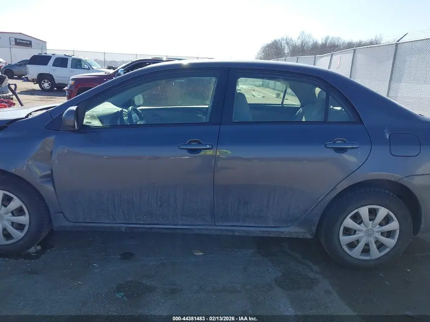 2011 TOYOTA COROLLA LE