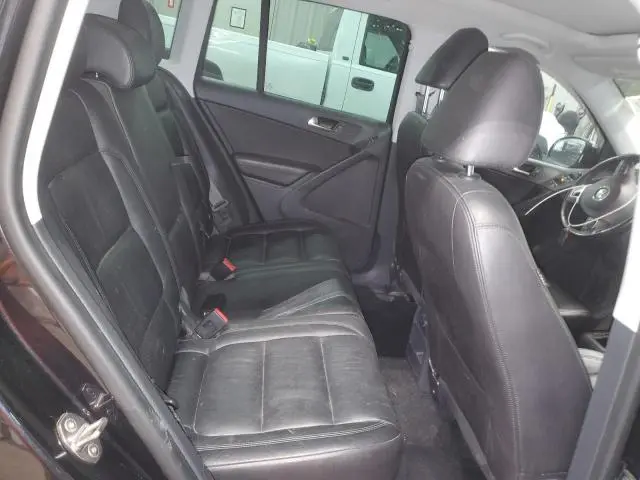 2017 VOLKSWAGEN TIGUAN SPORT  
