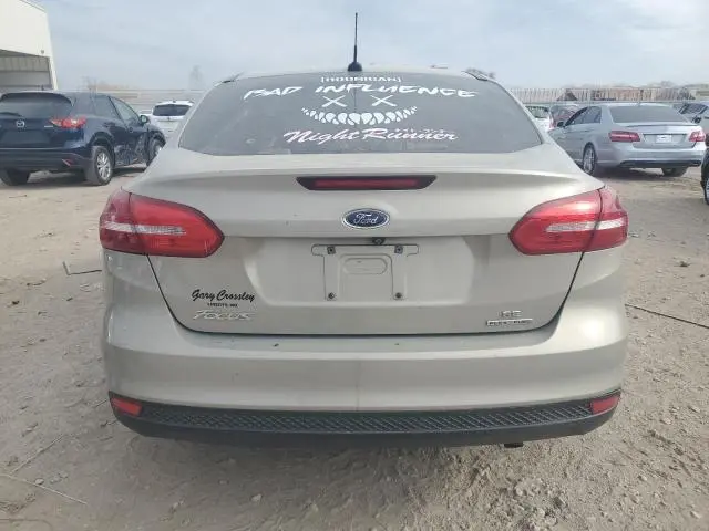 2015 FORD FOCUS SE  