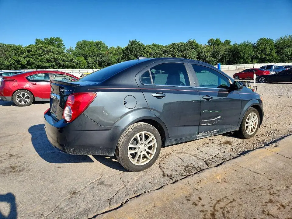 2015 CHEVROLET SONIC LT  