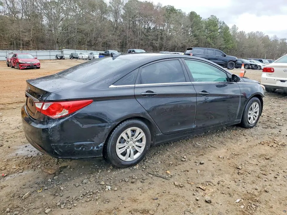 2011 HYUNDAI SONATA GLS  