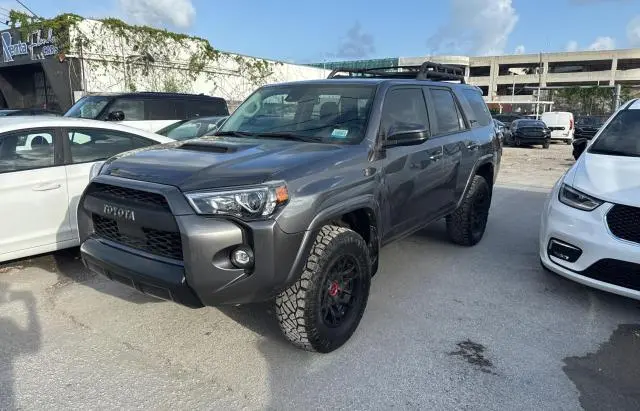 2021 TOYOTA 4RUNNER VENTURE  