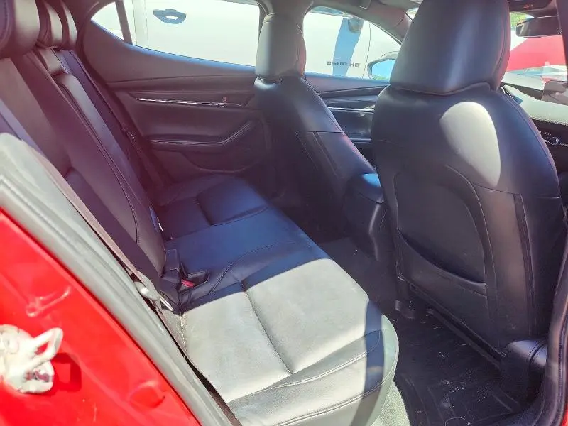 2019 MAZDA 3 PREMIUM  