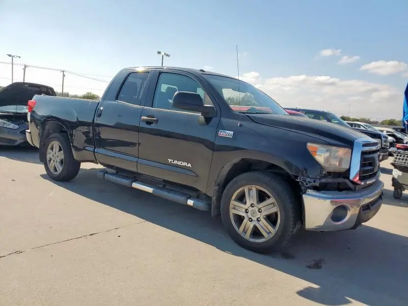 2013 TOYOTA TUNDRA DOUBLE CAB SR5  