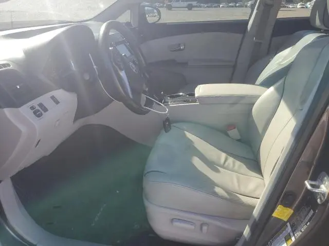 2013 TOYOTA VENZA LE  