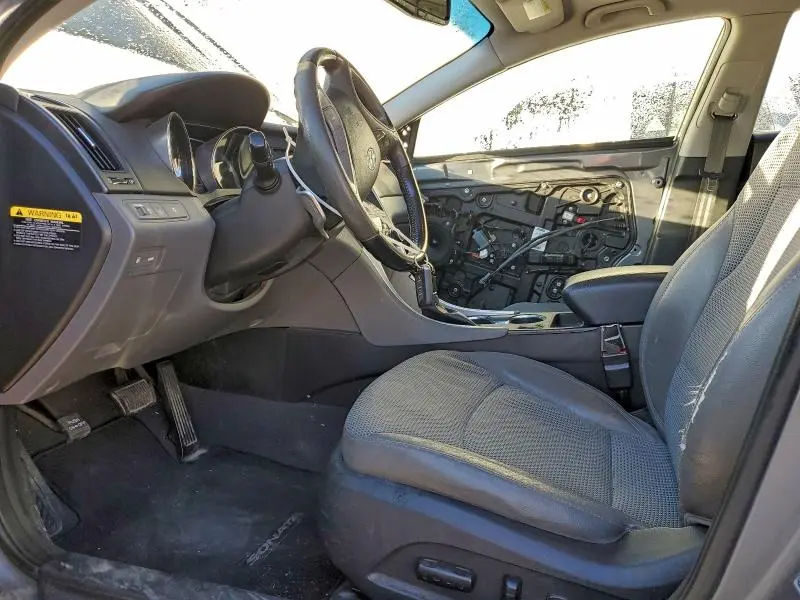 2013 HYUNDAI SONATA SE  