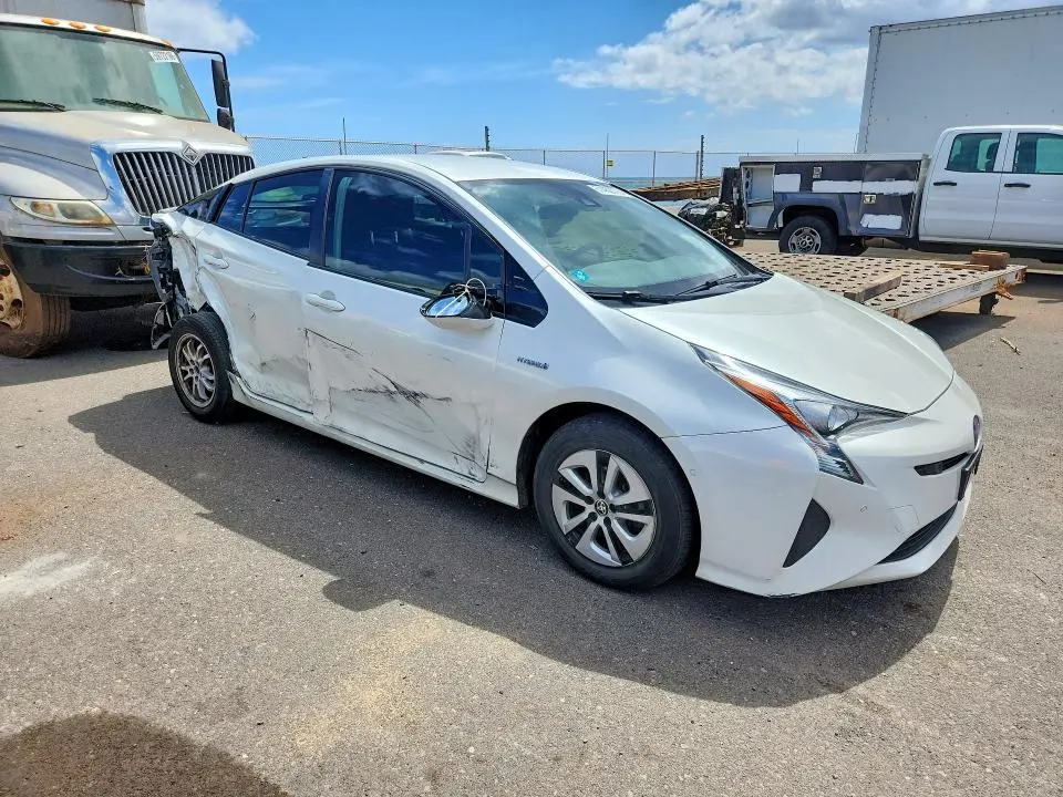 2017 TOYOTA PRIUS TWO ECO  