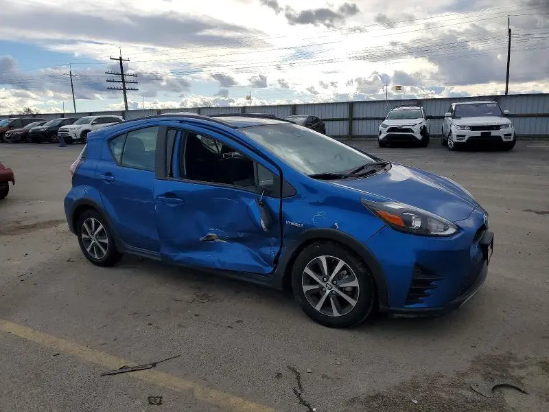 2019 TOYOTA PRIUS C L  