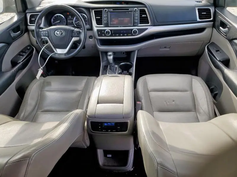 2015 TOYOTA HIGHLANDER XLE  