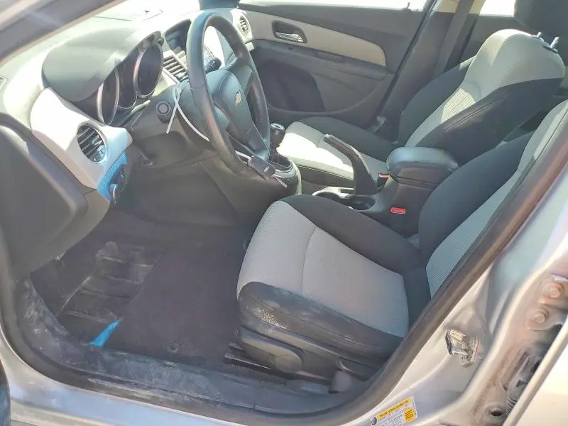 2011 CHEVROLET CRUZE LS  