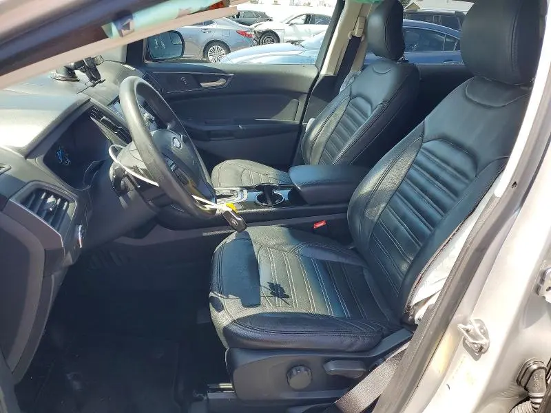 2016 FORD EDGE SE  