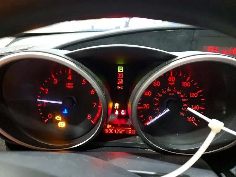 2011 MAZDA 3 I  