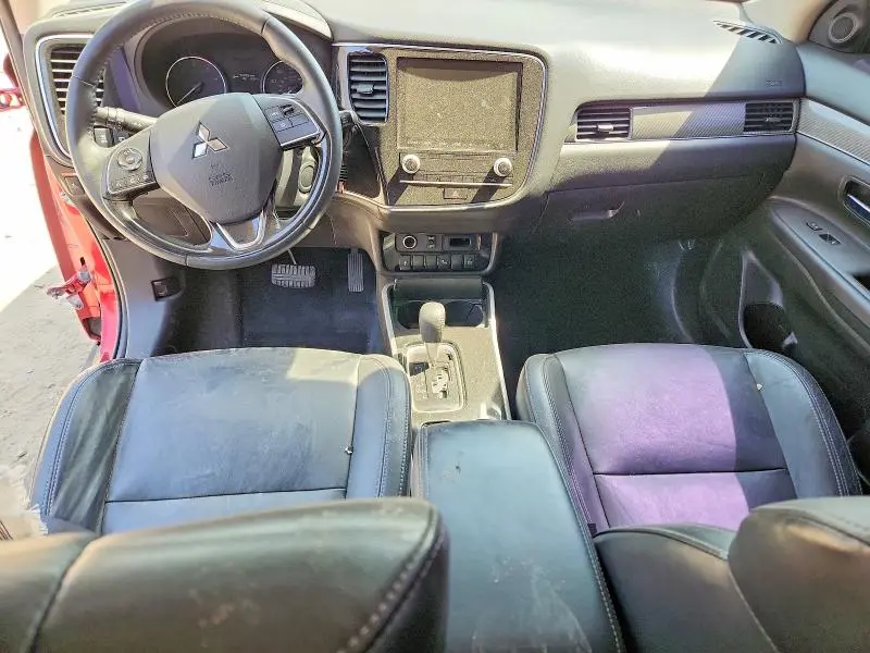2020 MITSUBISHI OUTLANDER SE  