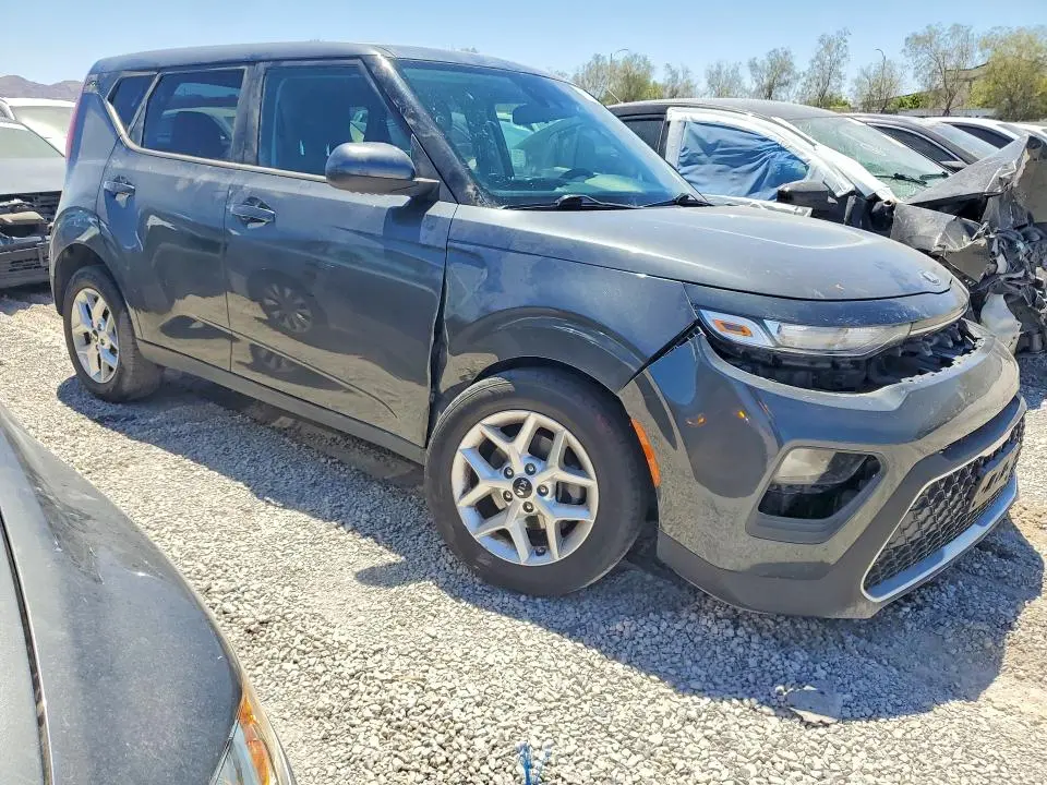 2021 KIA SOUL S  