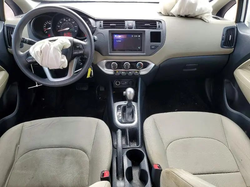 2015 KIA RIO LX  
