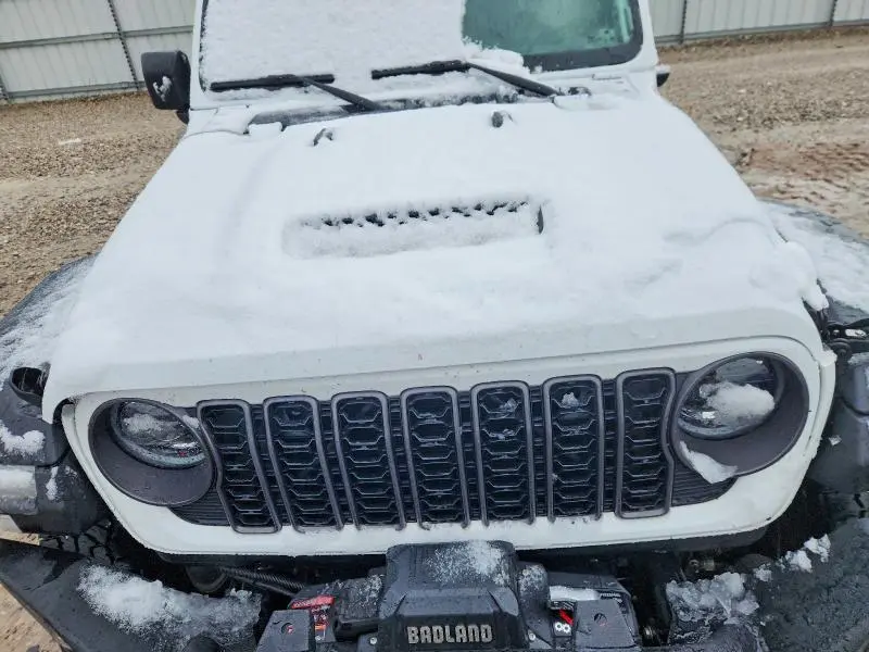 2024 JEEP GLADIATOR MOJAVE  