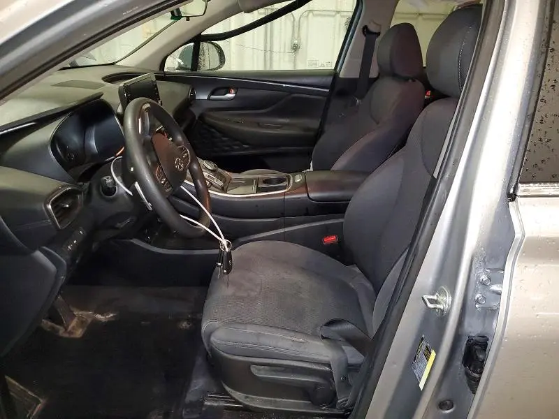 2022 HYUNDAI SANTA FE SE  