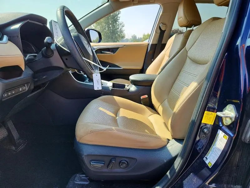 2019 TOYOTA RAV4 LIMITED  