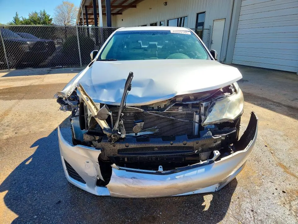 2014 TOYOTA CAMRY LE  