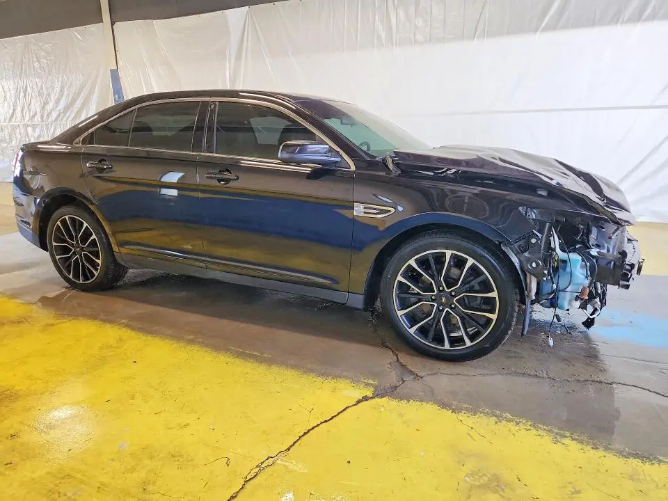 2019 FORD TAURUS SEL  