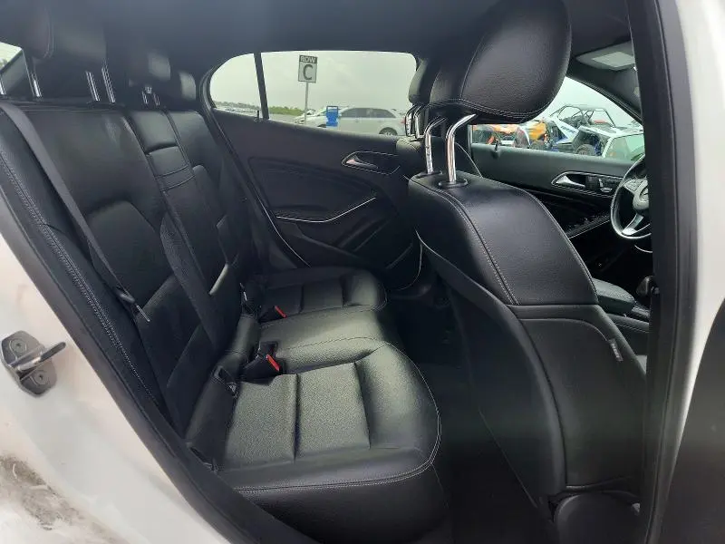 2019 MERCEDES-BENZ GLA 250  