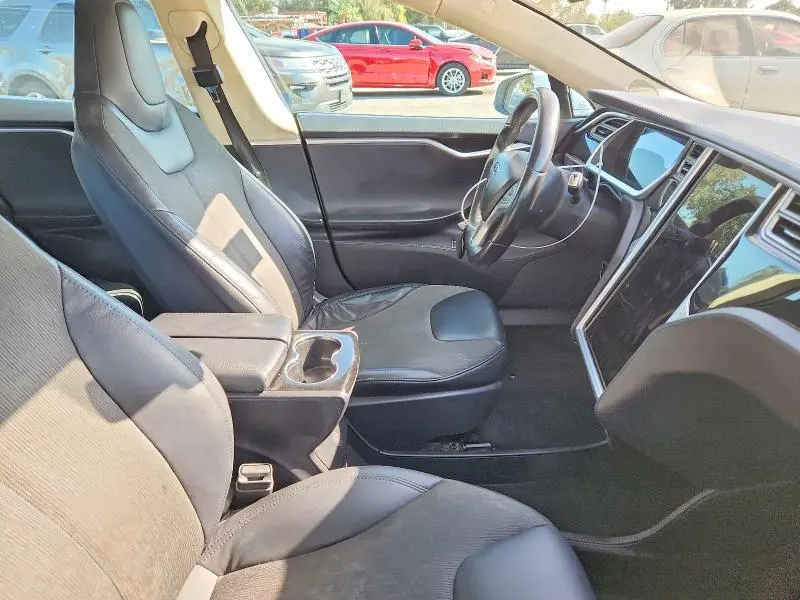 2013 TESLA MODEL S   