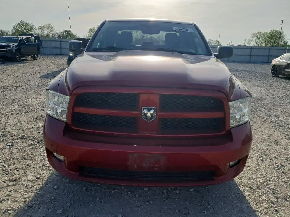 2012 DODGE RAM 1500 ST  