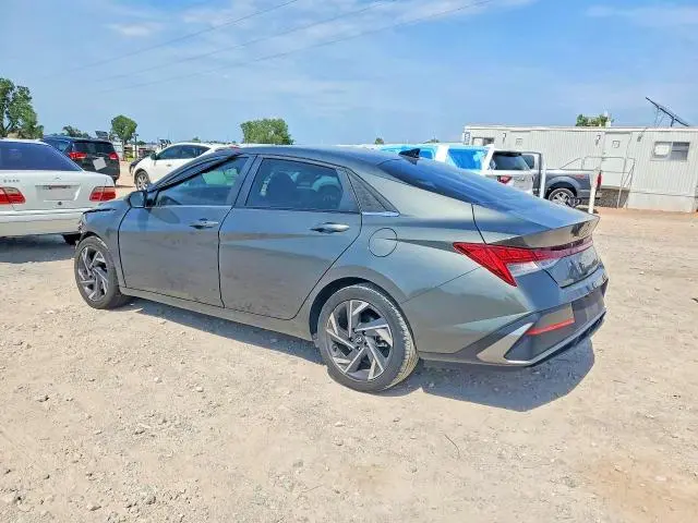 2025 HYUNDAI ELANTRA SEL  
