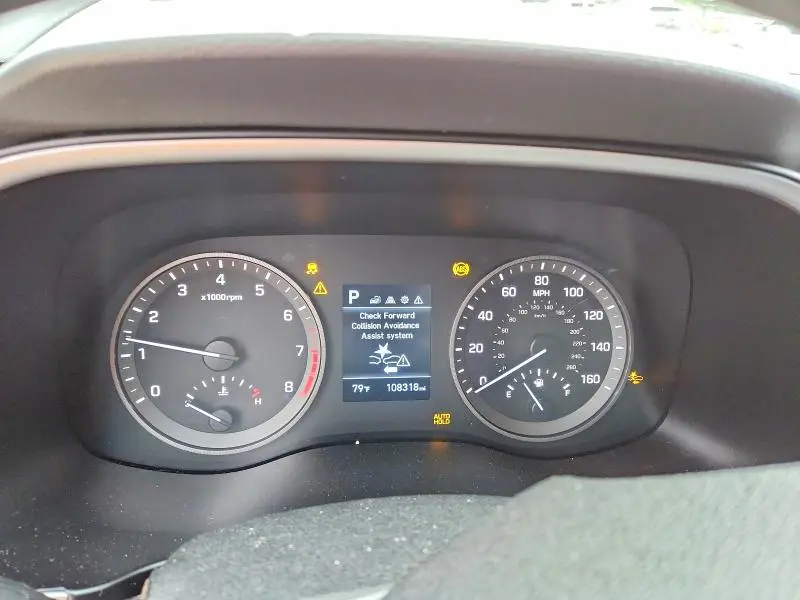 2021 HYUNDAI TUCSON SE  