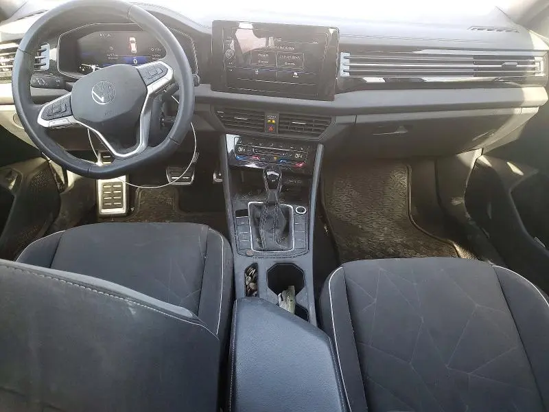 2025 VOLKSWAGEN JETTA SPORT  