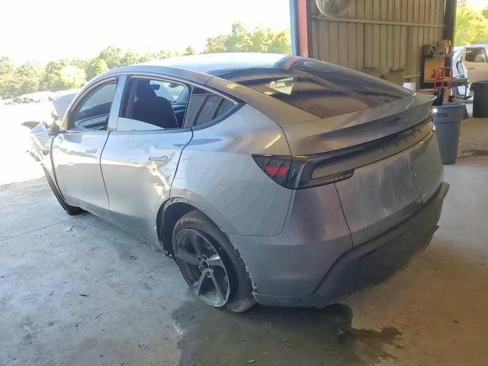 2026 TESLA MODEL Y   