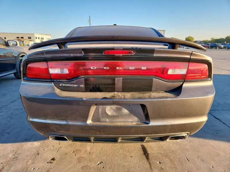 2014 DODGE CHARGER SE  