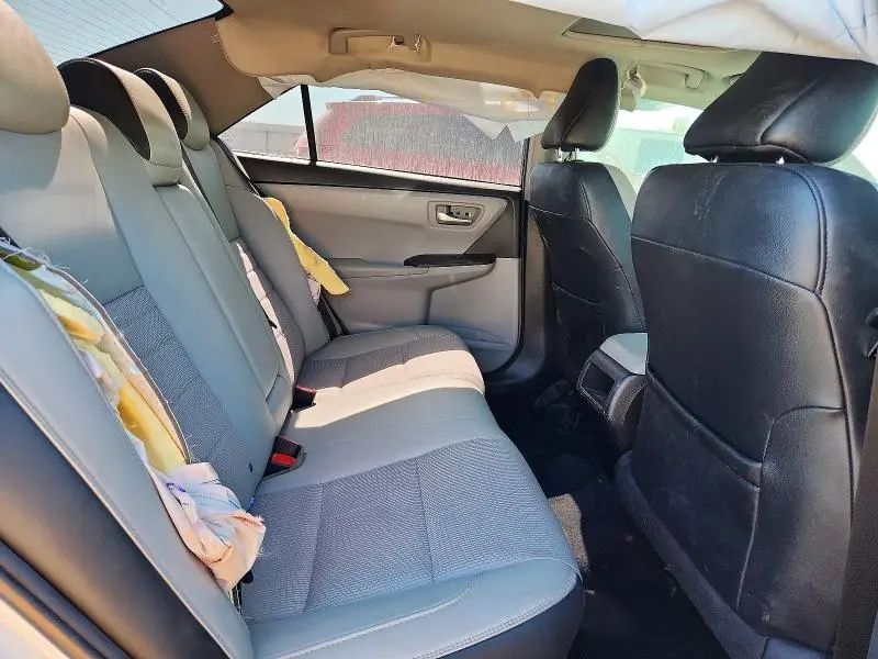 2017 TOYOTA CAMRY SE  
