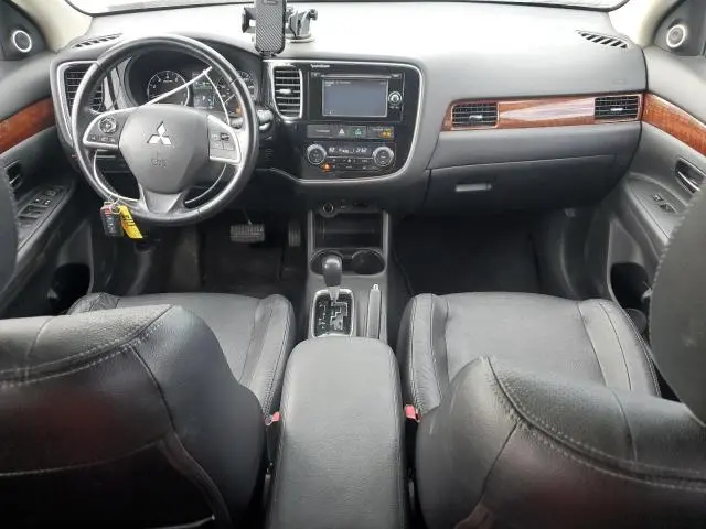 2015 MITSUBISHI OUTLANDER SE