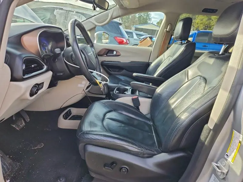 2017 CHRYSLER PACIFICA TOURING L  