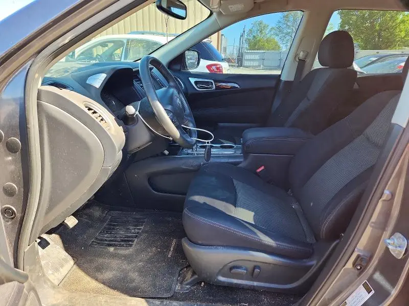 2017 NISSAN PATHFINDER SV  