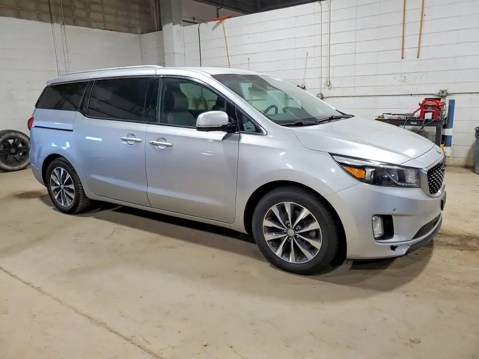 2017 KIA SEDONA SX  