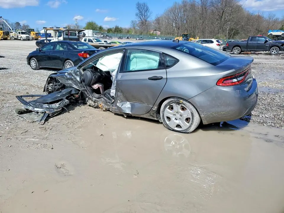 2013 DODGE DART SE  