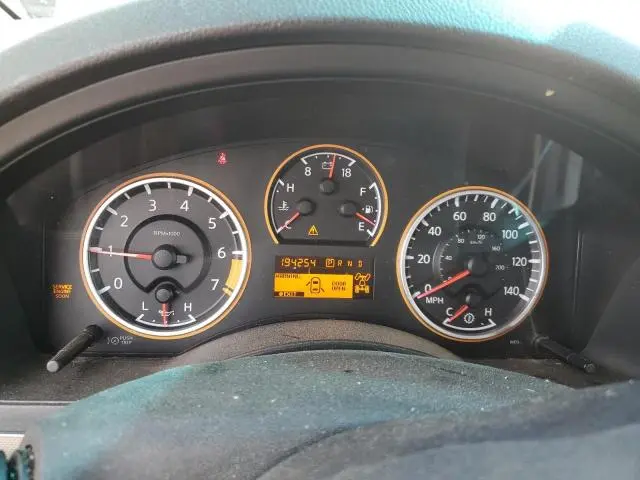 2011 NISSAN ARMADA SV