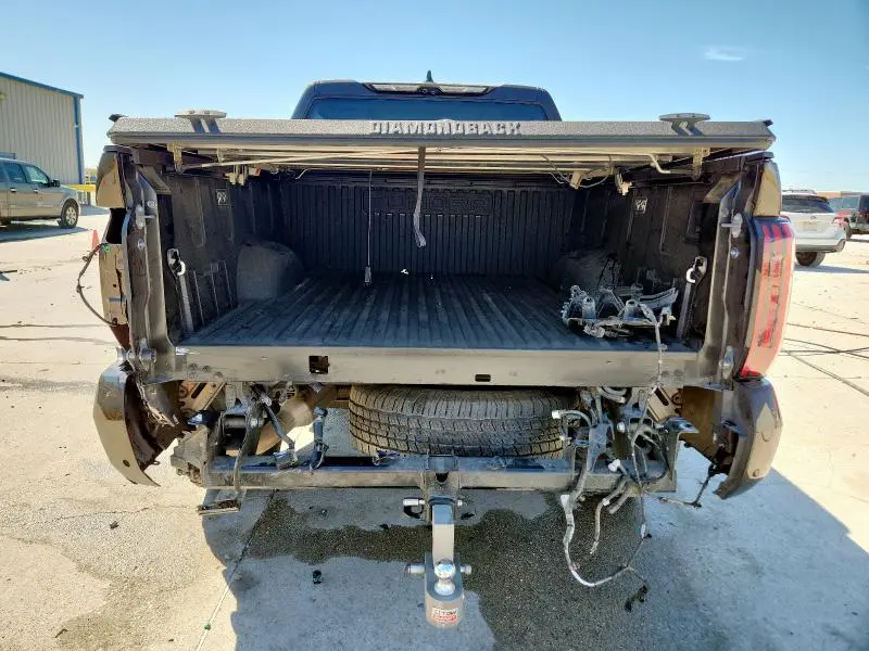 2024 TOYOTA TUNDRA CREWMAX LIMITED  