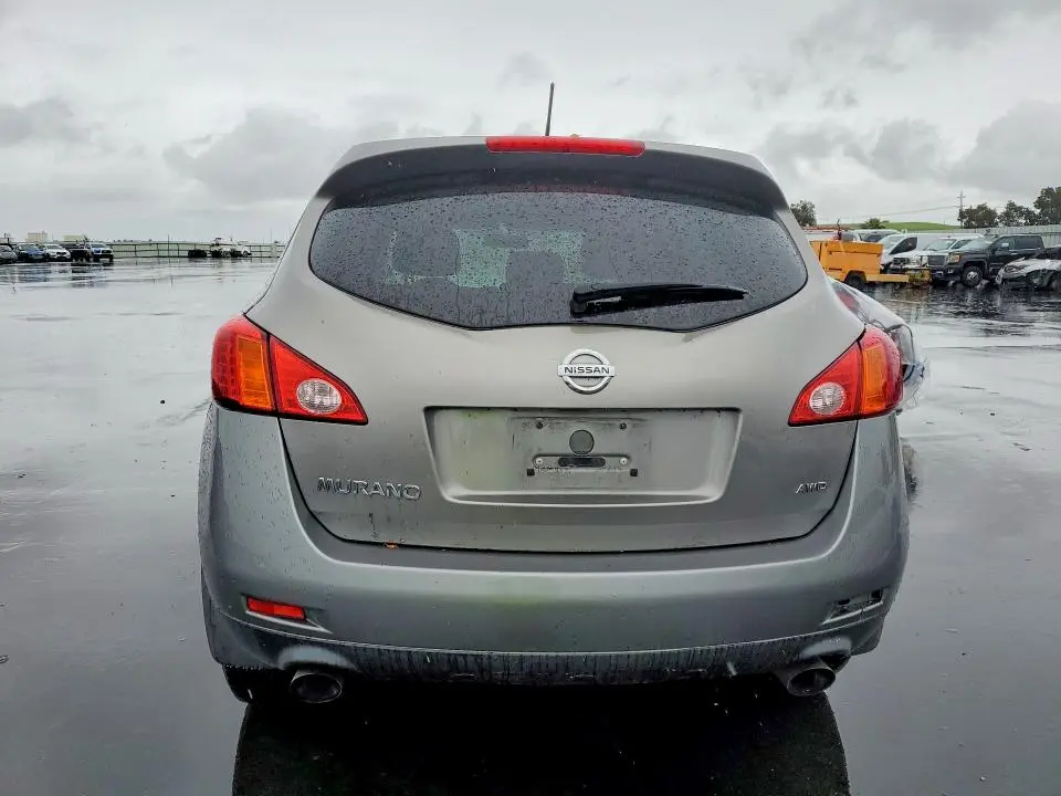 2010 NISSAN MURANO S  